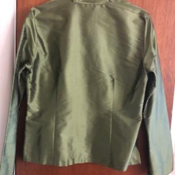 Allison Taylor, Size Large, Sage Green, Dupioni Silk Blouse - Picture 3 of 8